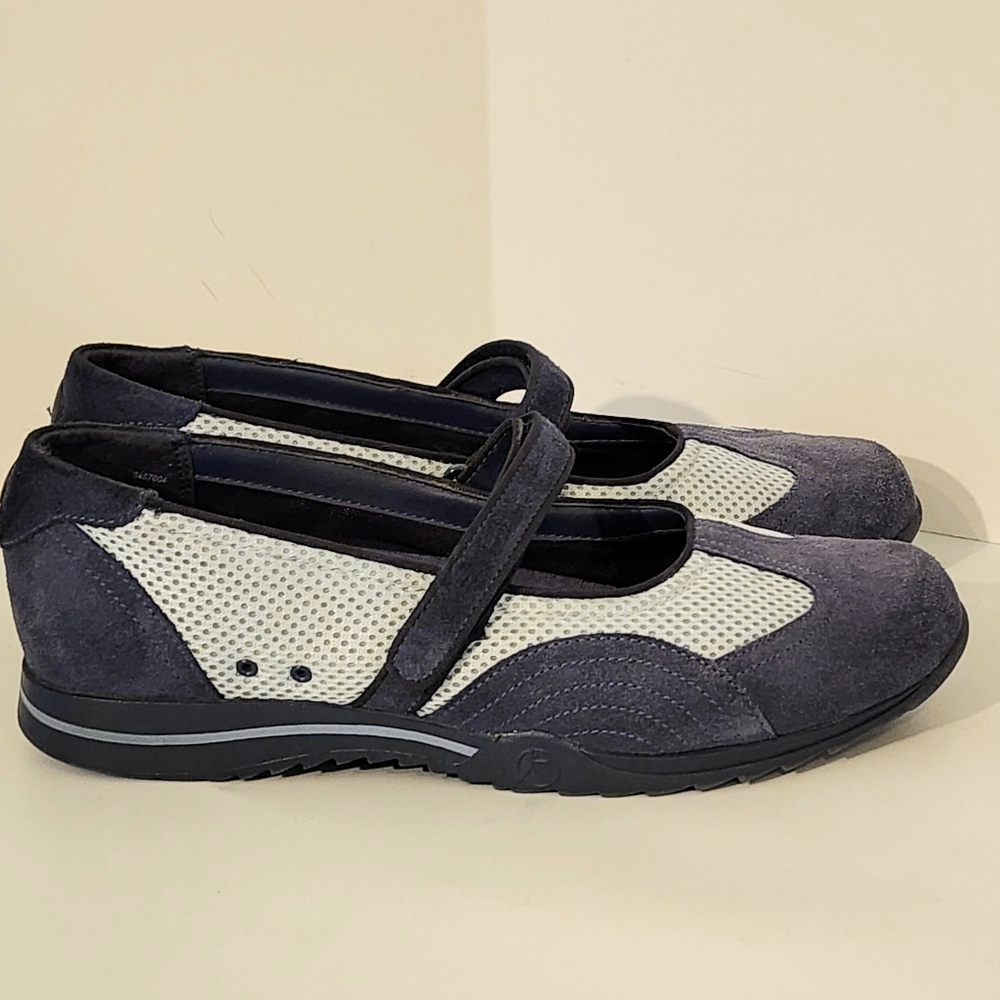 Danskin Now Holland Shoes Size 9US